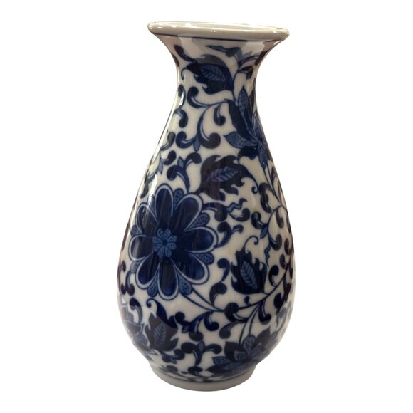 Vtg Cobalt Blue & White Floral Teardrop Bombay Porcelain Vase Made In China 6" - Picture 1 of 6